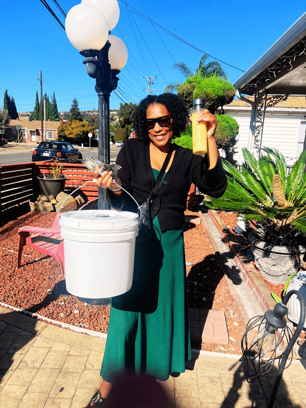 Fruity Le'mon founder delivering a fresh bucket of lemonade